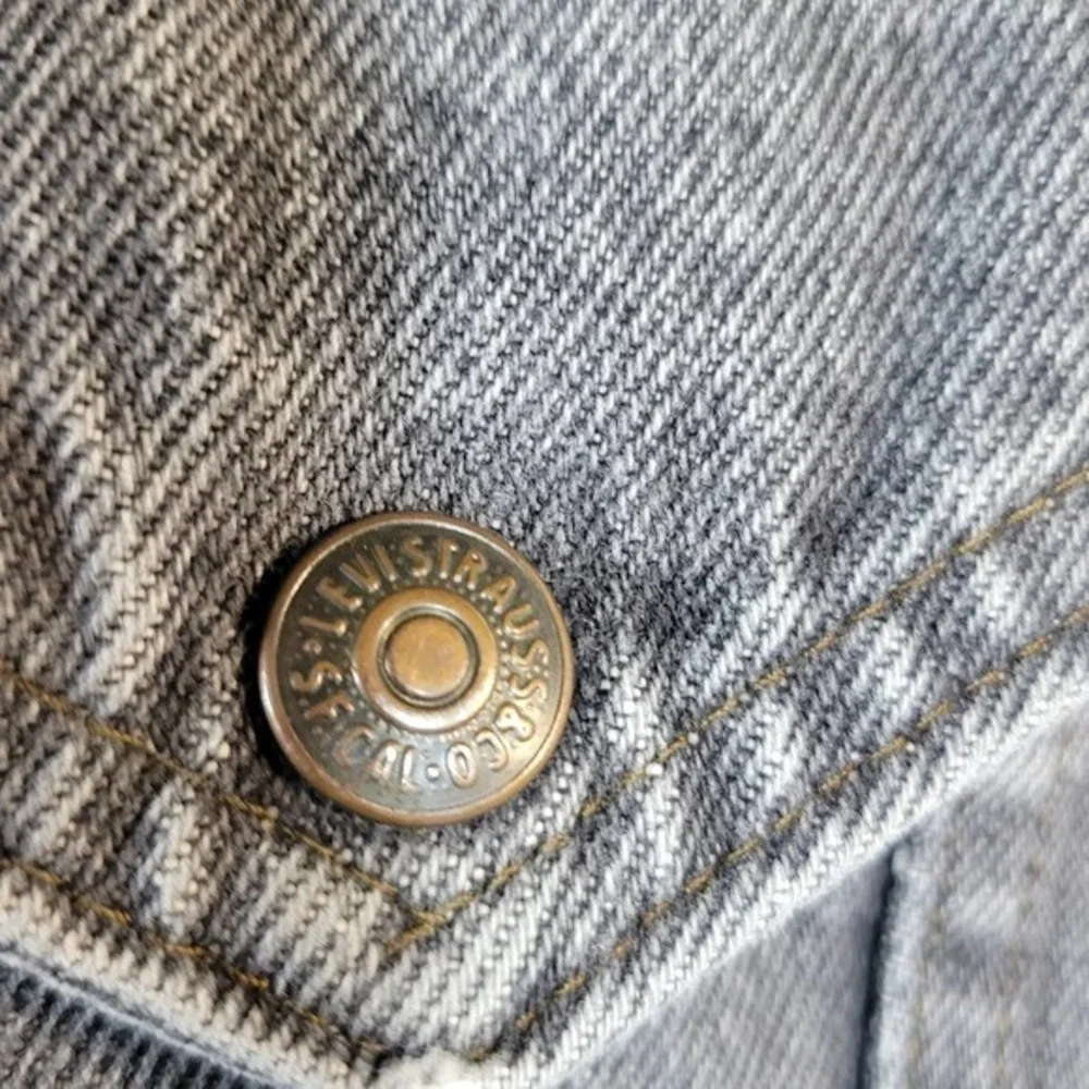 Vintage 90s Levi's Smog Gray Sherpa Trucker Jacket